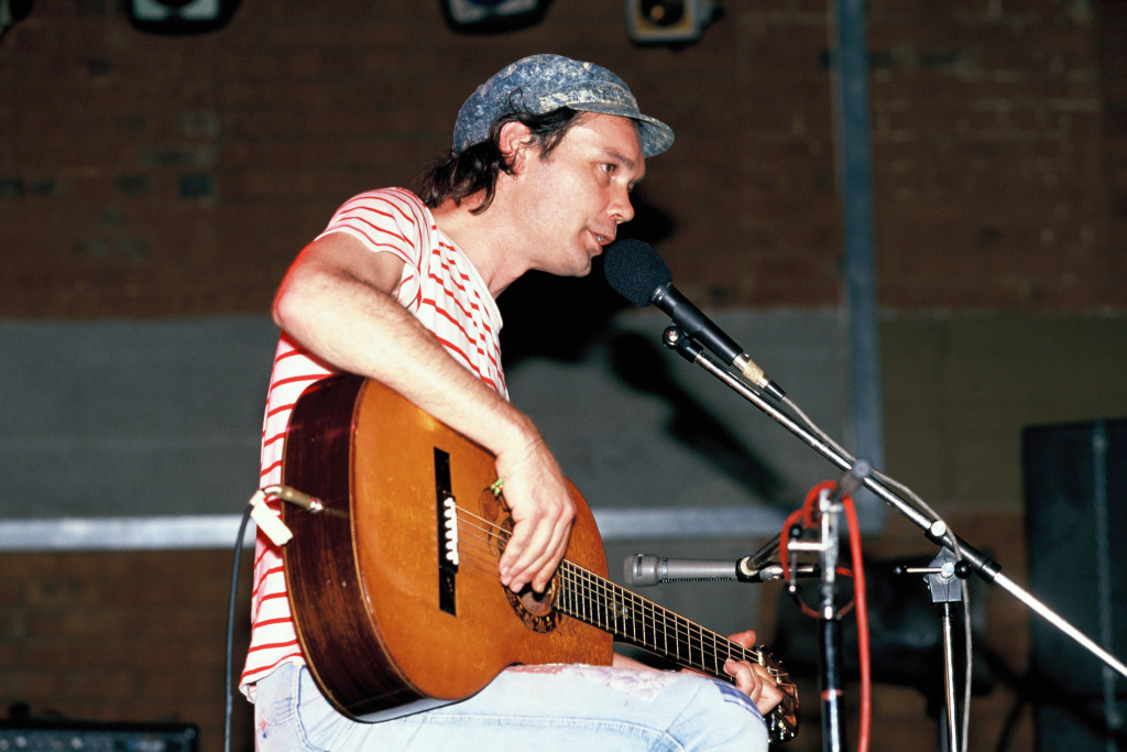 Koos Kombuis André le Toit playing acoustic guitar